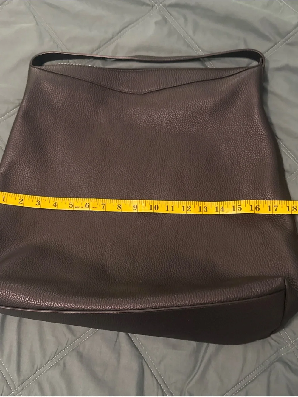 Everlane boss pebbled